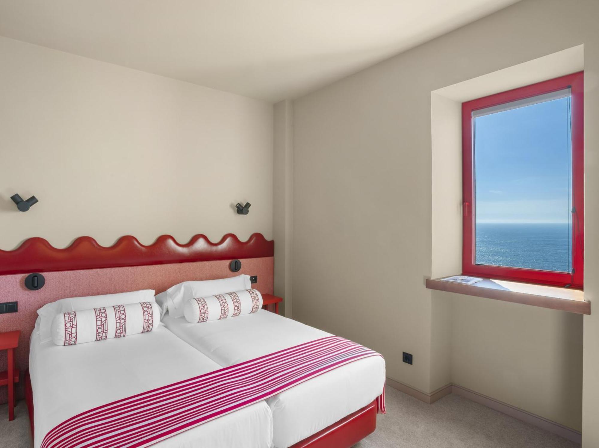Hotel Boutique Faro Silleiro ไบโยนา ภายนอก รูปภาพ