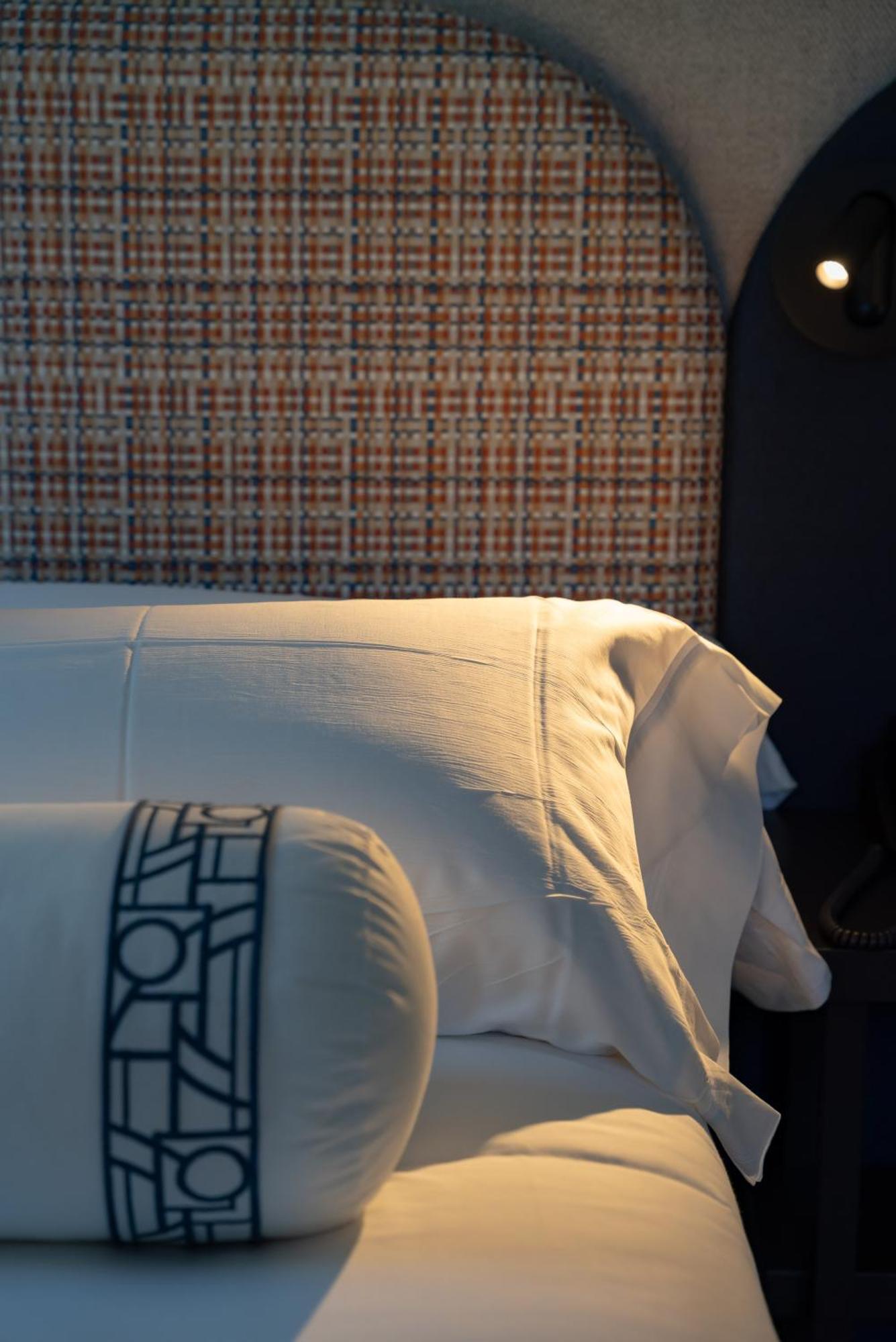 Hotel Boutique Faro Silleiro ไบโยนา ภายนอก รูปภาพ